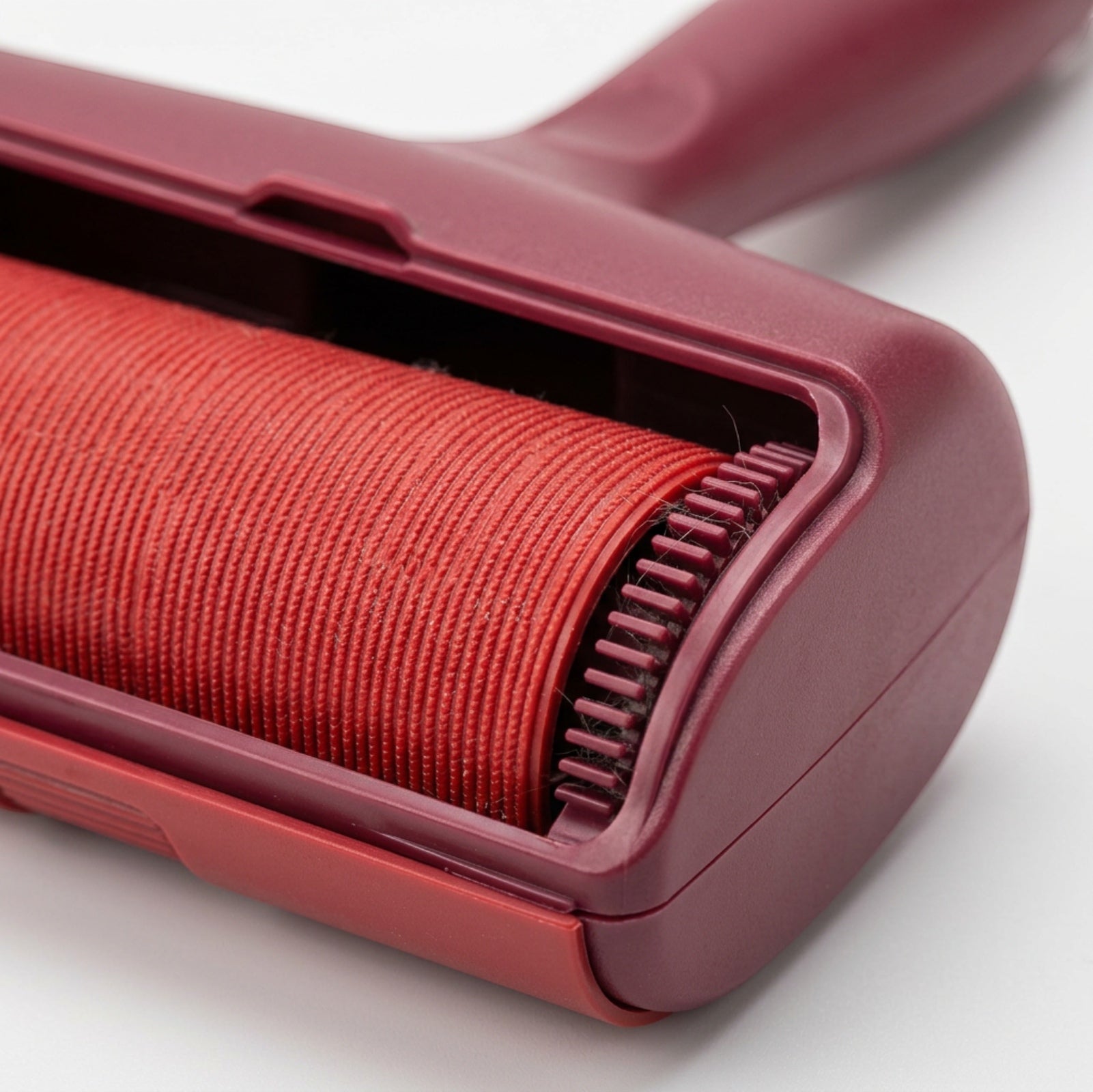Donp Manual Chamber Lint Roller 19 cm Plum Red - Detail view